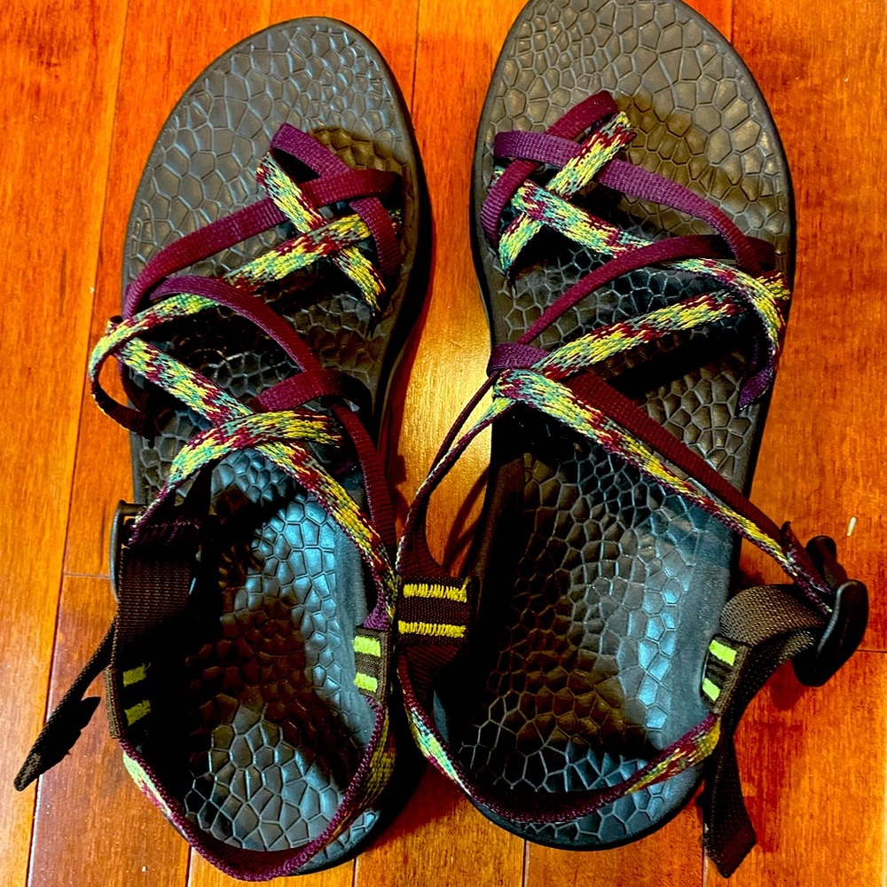 Women’s Chaco Size 10.EUC- worn very little!